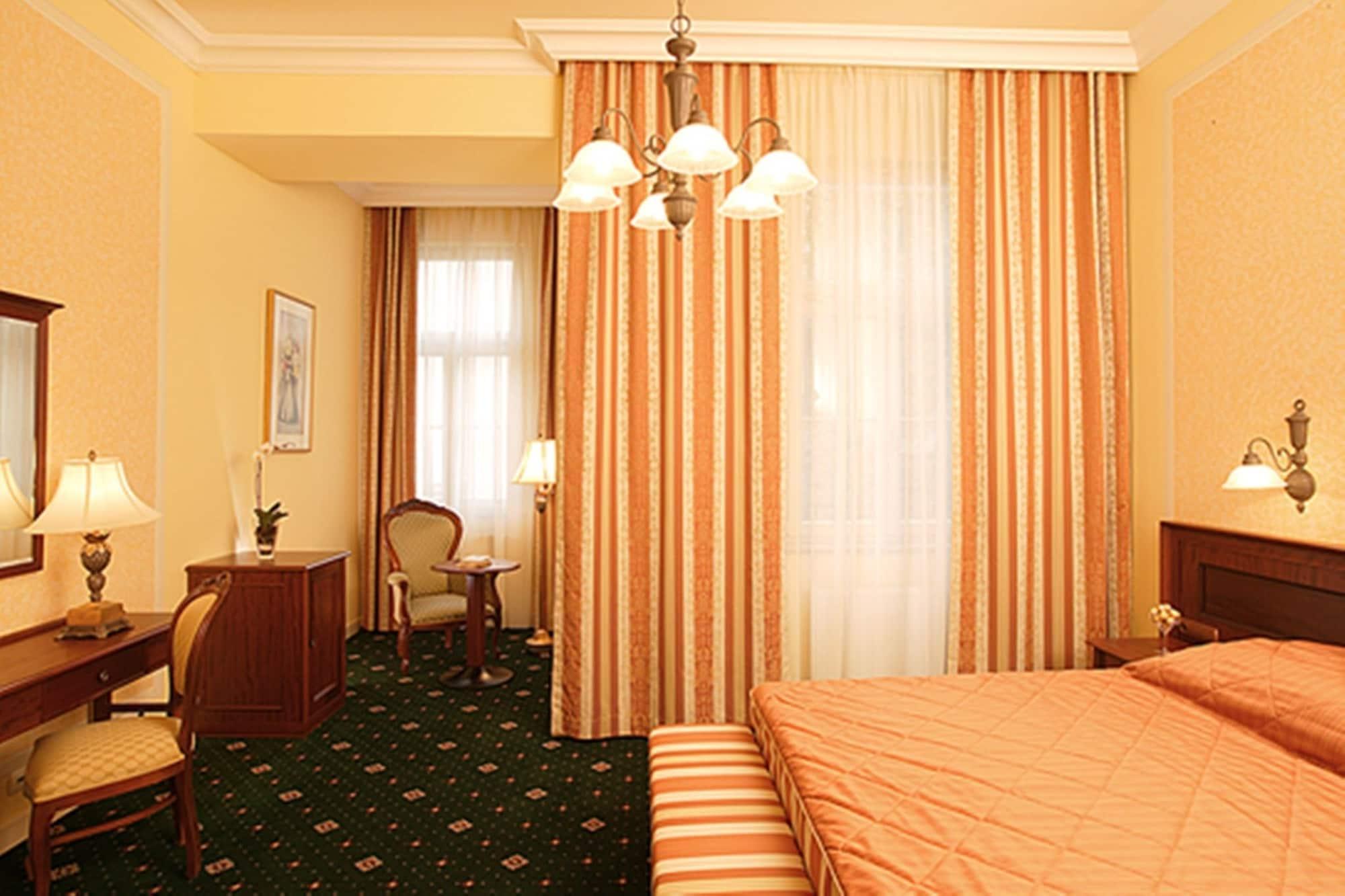 Humboldt Park Hotel & Spa Karlovy Vary Bilik gambar