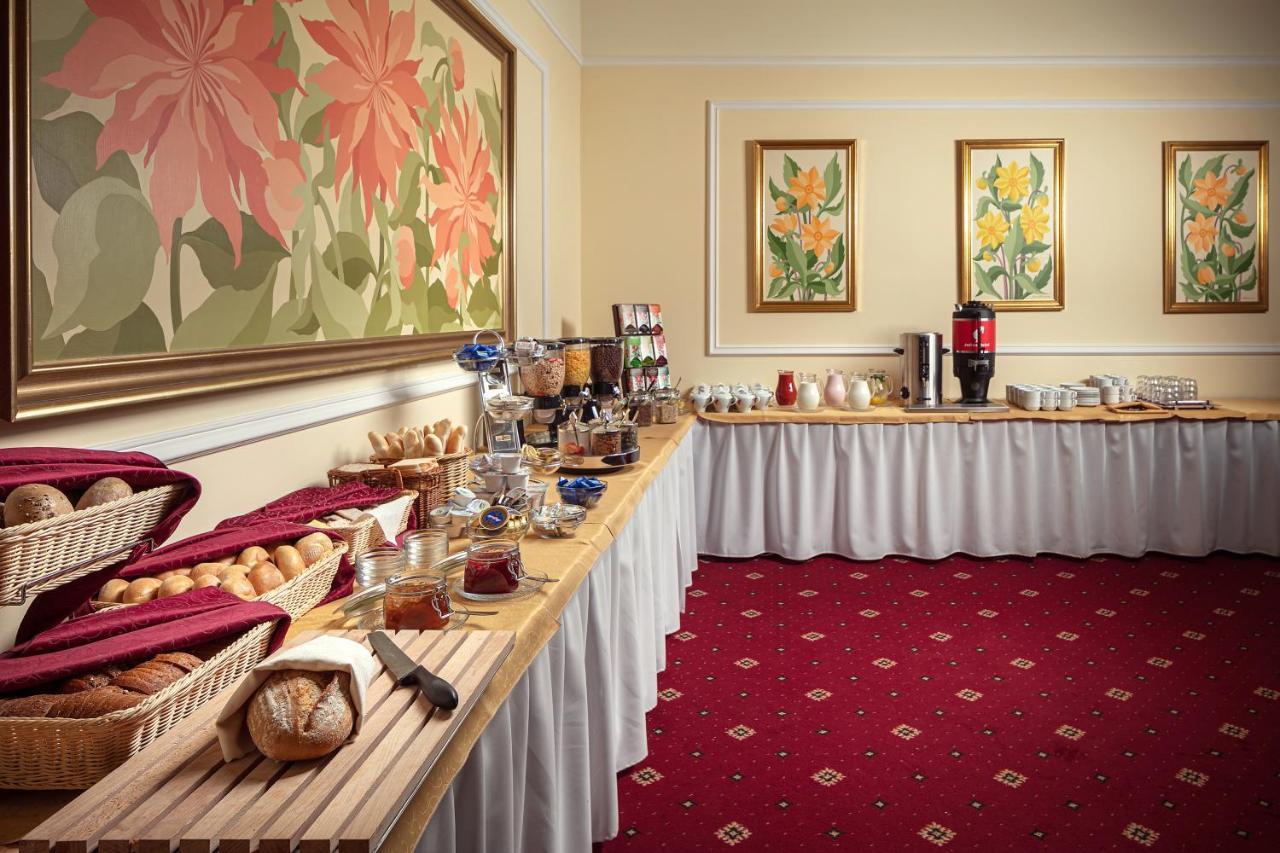 Humboldt Park Hotel & Spa Karlovy Vary Luaran gambar