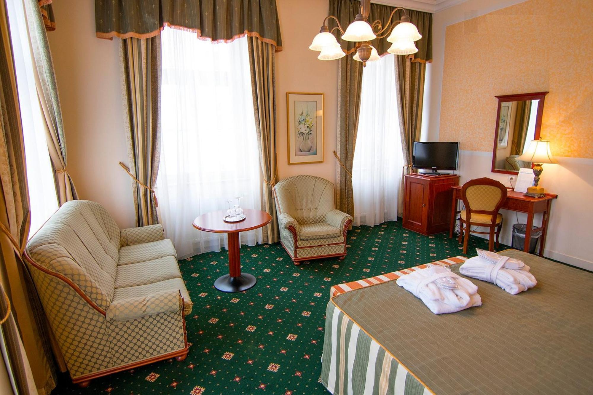 Humboldt Park Hotel & Spa Karlovy Vary Luaran gambar